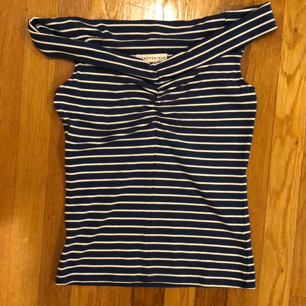Aeropostale Off the Shoulders Top